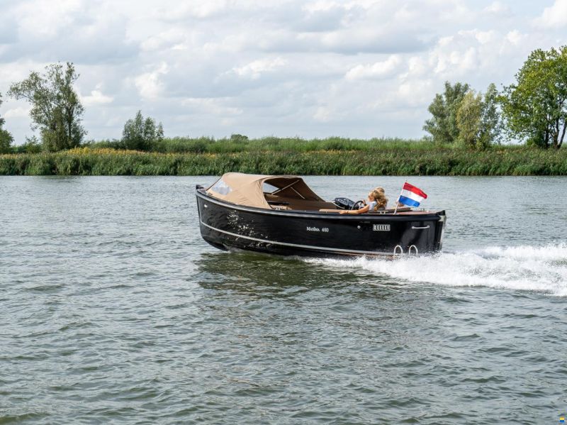 Maxima 650 Flying Lounge