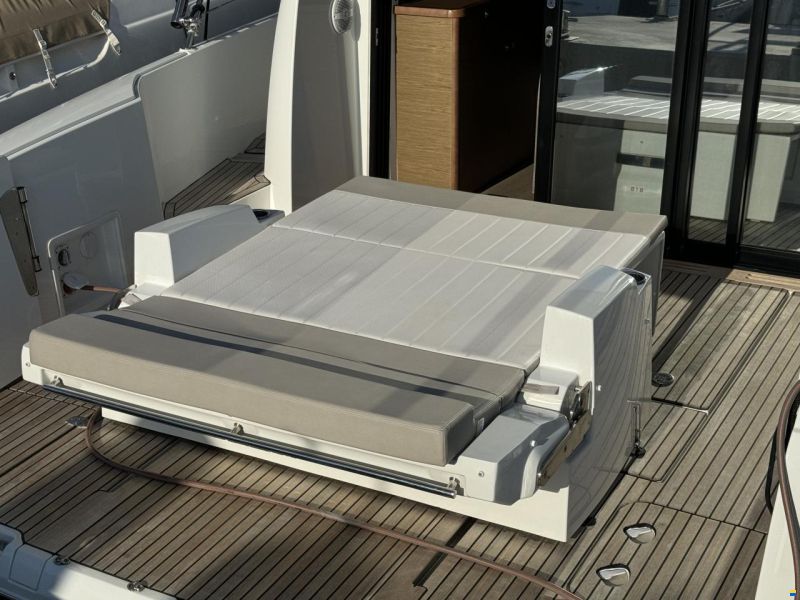 Jeanneau NC 11