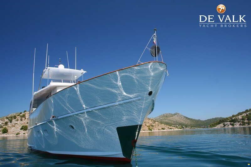 Fleur de Lys 54
