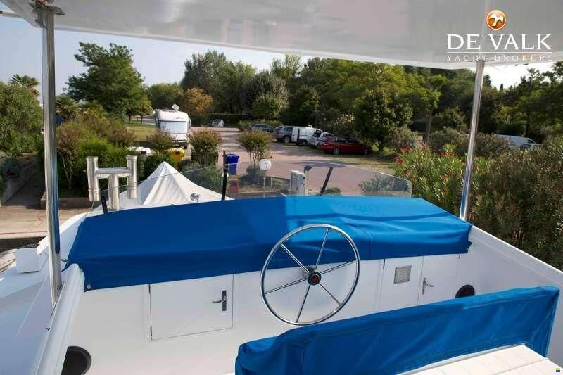 Fleur de Lys 54