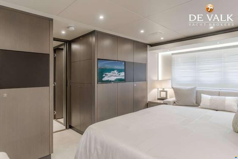 Van der Valk Continental II 23M