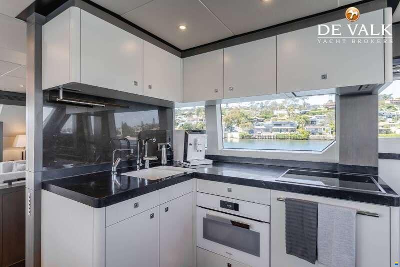 Van der Valk Continental II 23M