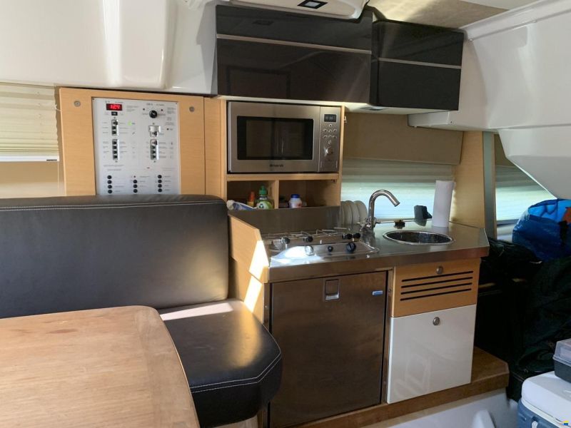 Cranchi Endurance 33