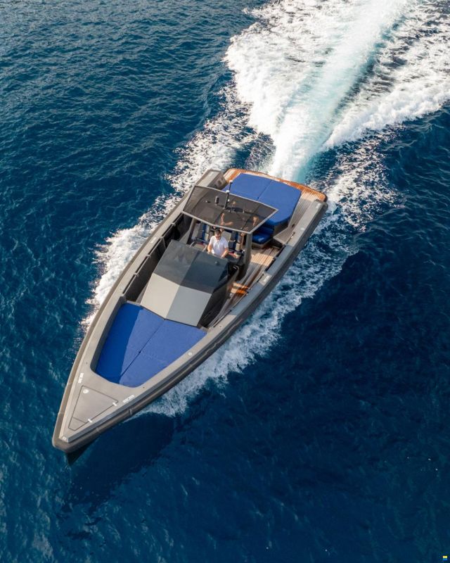 Wally Tender 45