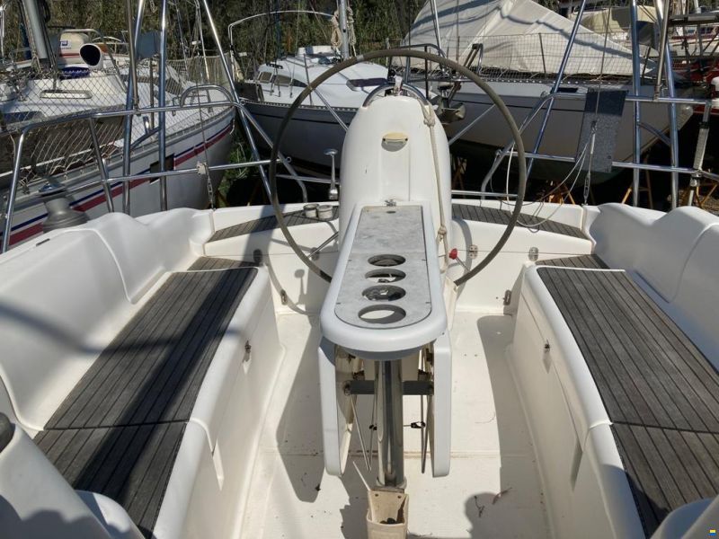 Dufour GiB SEA 37