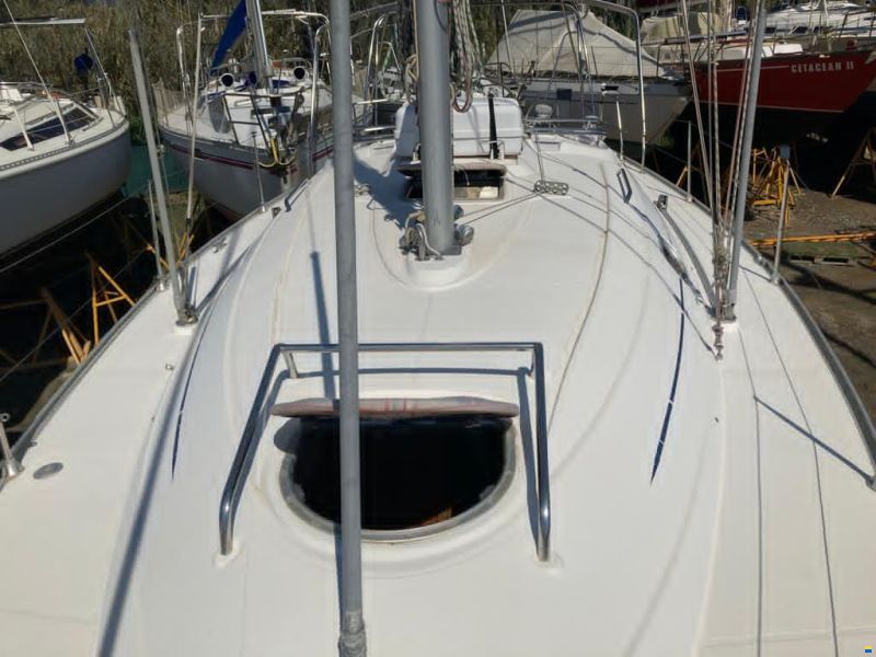 Dufour GiB SEA 37