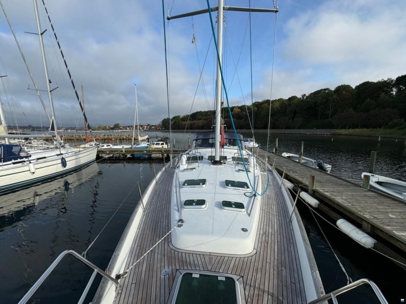 Beneteau 57