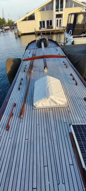 Motortjalk, woonschip