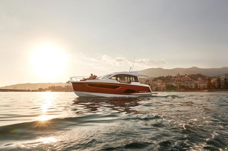 Sealine C430