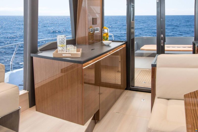 Sealine C430