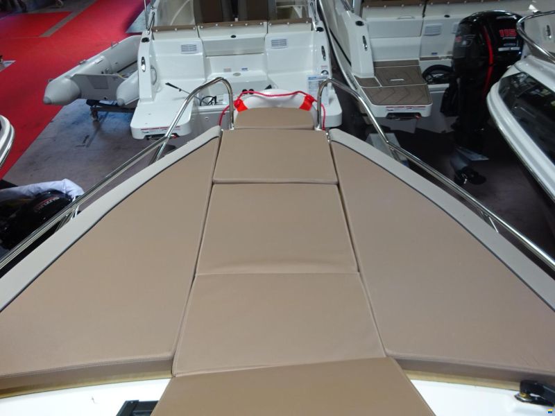 Quicksilver Activ 605 Cruiser