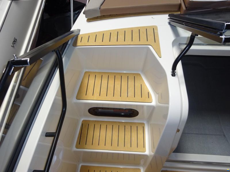 Quicksilver Activ 605 Cruiser