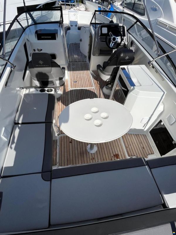 Jeanneau cap camarat 7.5 br