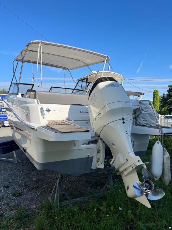 Jeanneau cap camarat 7.5 br