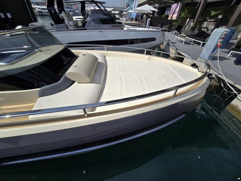 Invictus 280 GT