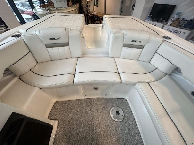 Sea Ray 250 SLX