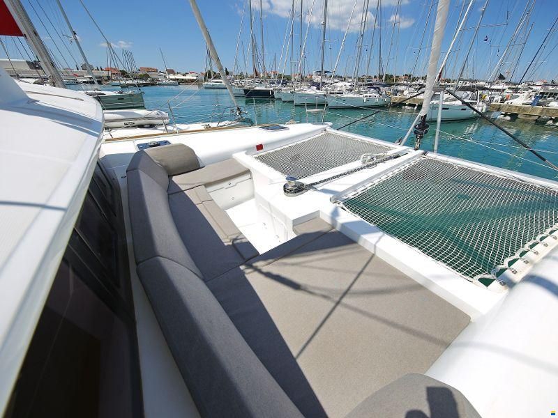 Lagoon 450 F