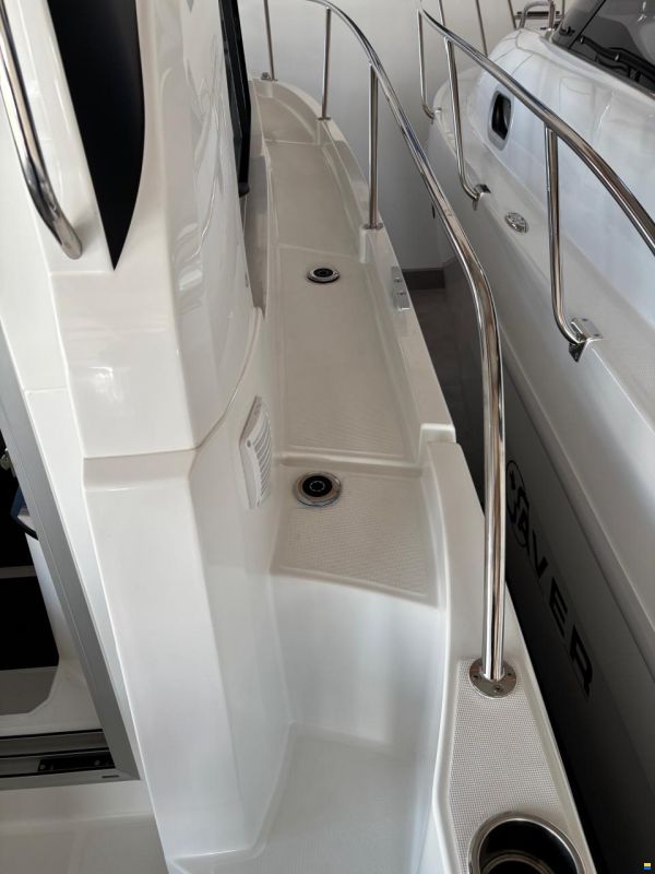 Beneteau Antares 7 OB V2 mit DF200APX