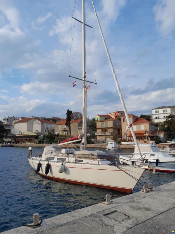Asmus Hanseat 38