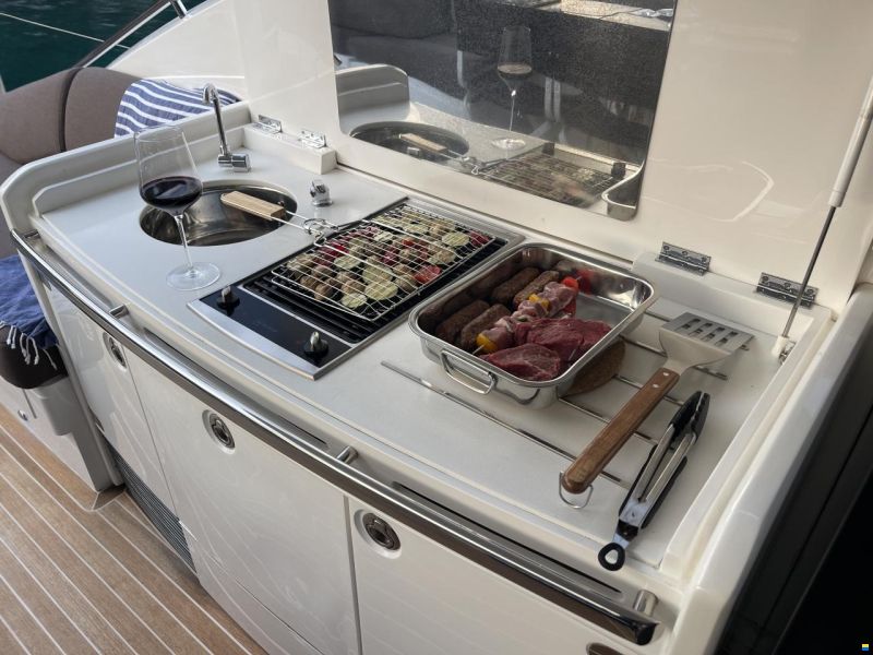 Princess V 70