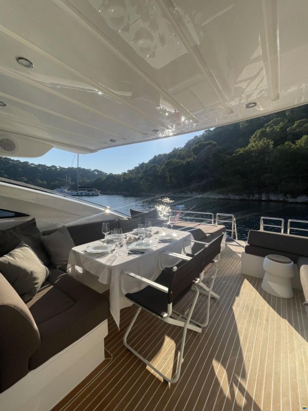 Princess V 70