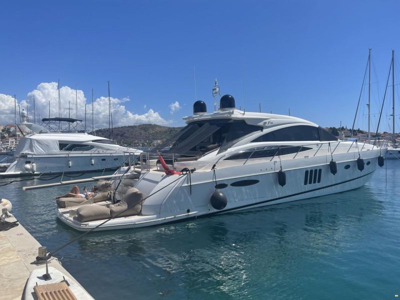 Princess V 70