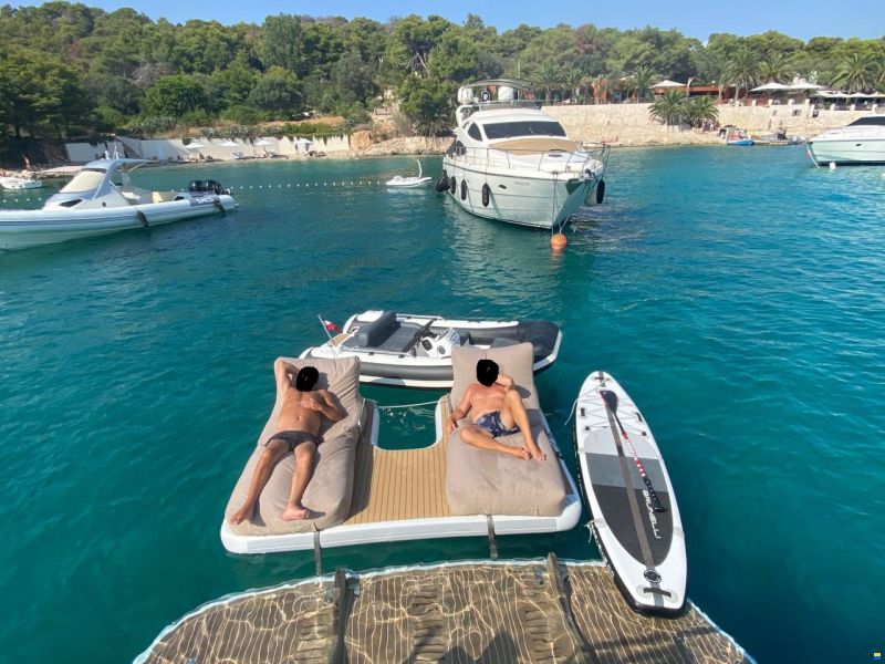 Princess V 70