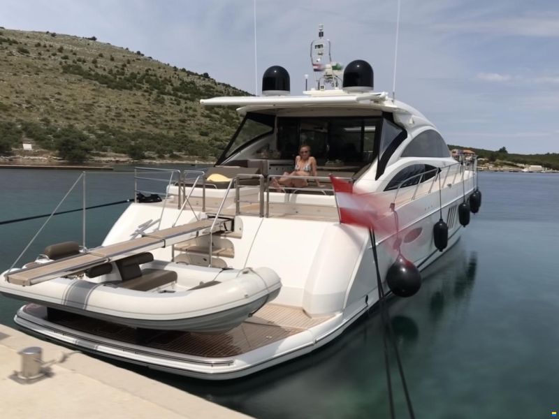 Princess V 70