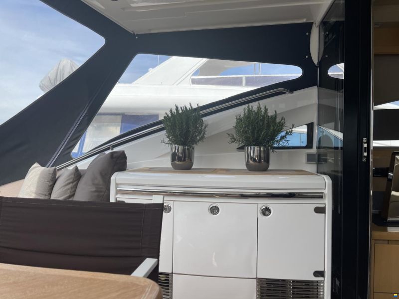 Princess V 70