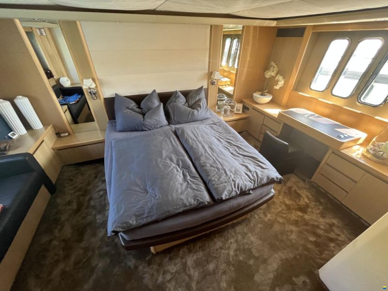 Princess V 70
