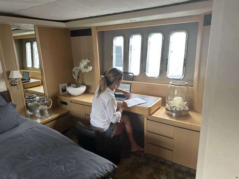 Princess V 70