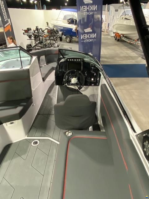 Nikhen Cortina 620 Sport Bowrider