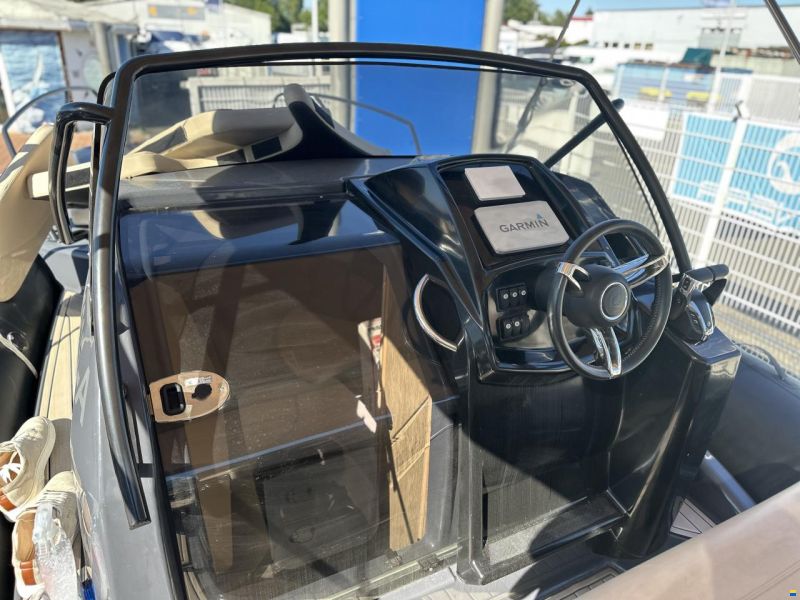 Zodiac N-ZO 700 Cabin