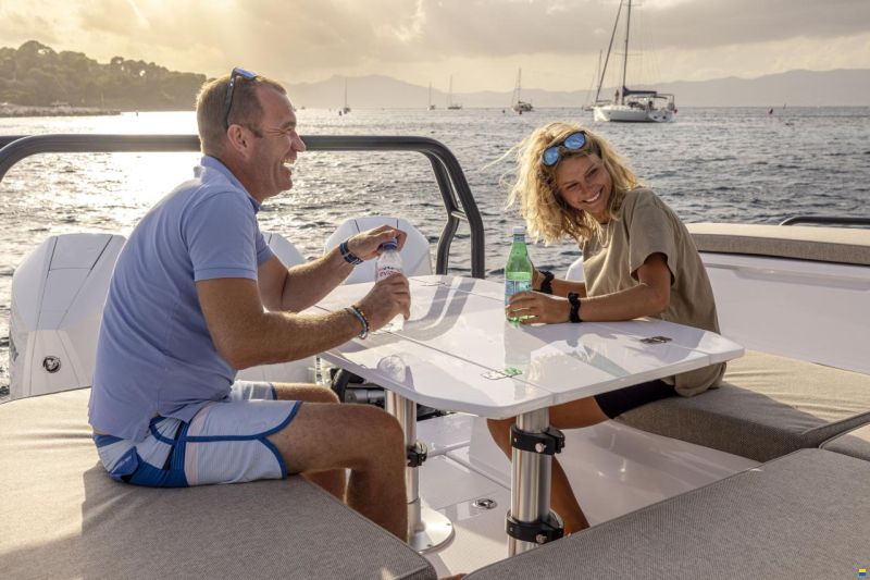 Axopar Yachts Axopar 45 Cross Top