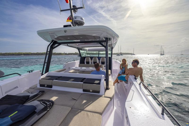 Axopar Yachts Axopar 45 Cross Top