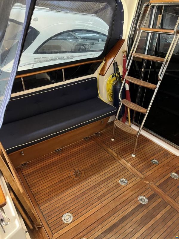 Nord West 390 Flybridge