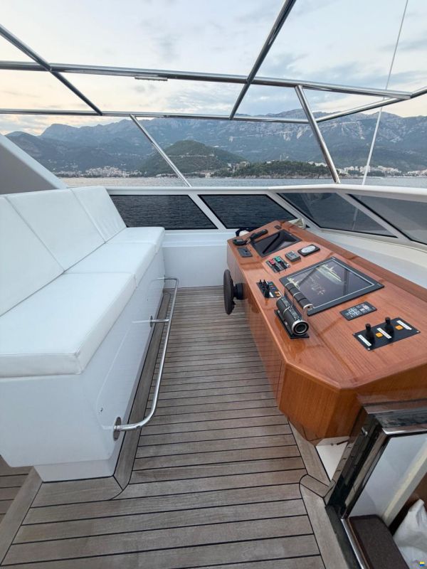 Heesen 83