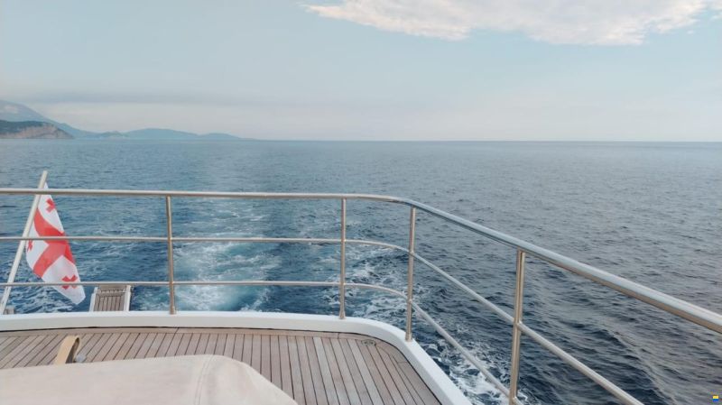 Heesen 83