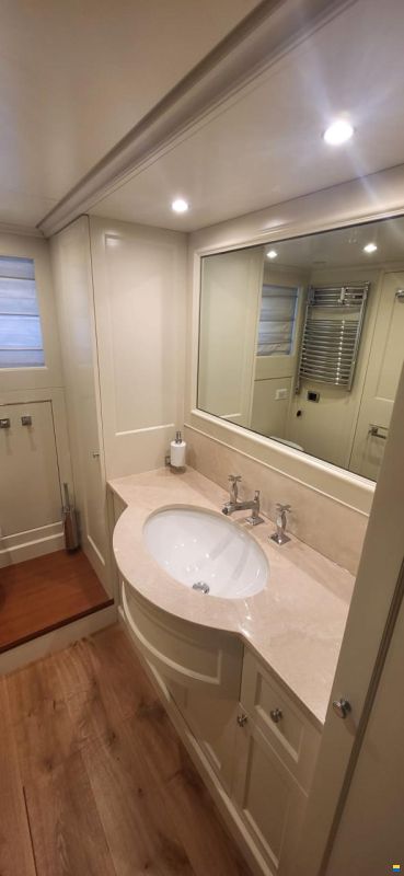 Heesen 83