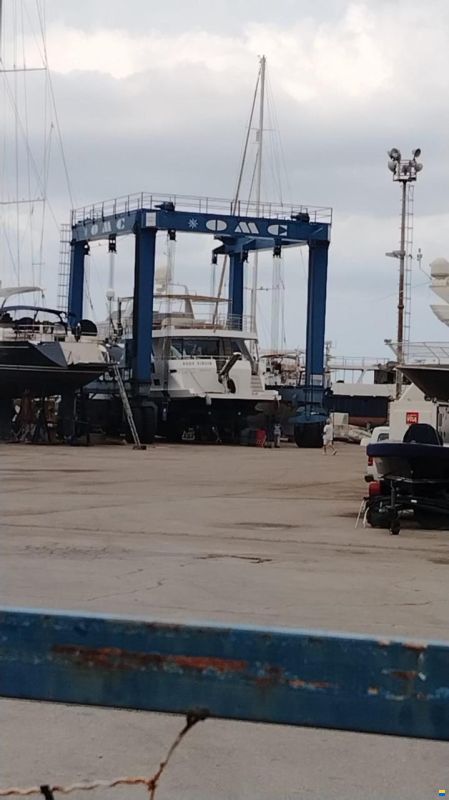 Heesen 83