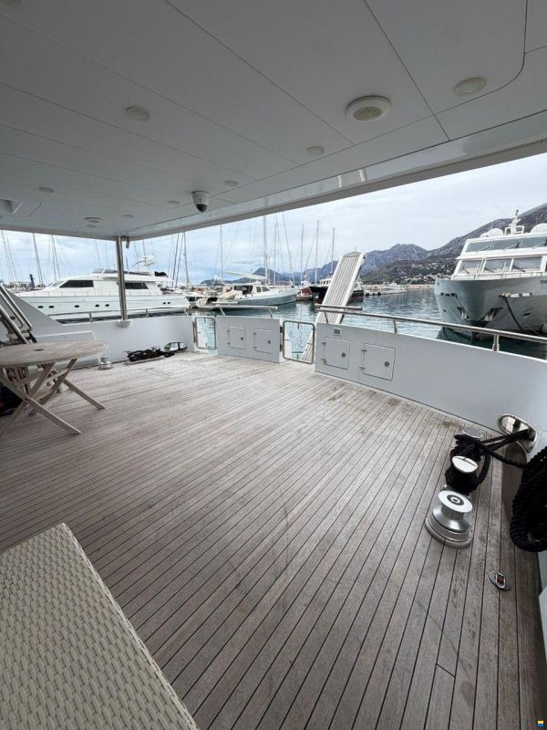 Heesen 83
