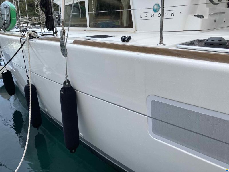Lagoon 400S2