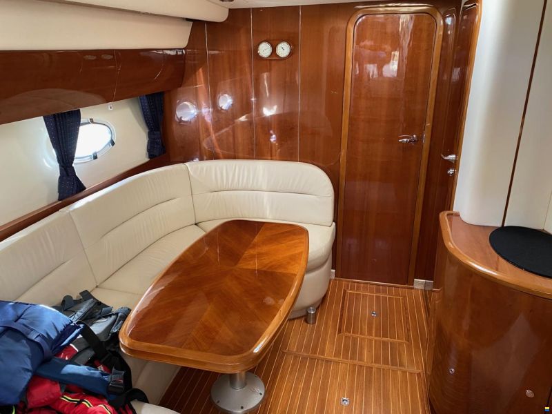 Princess V42