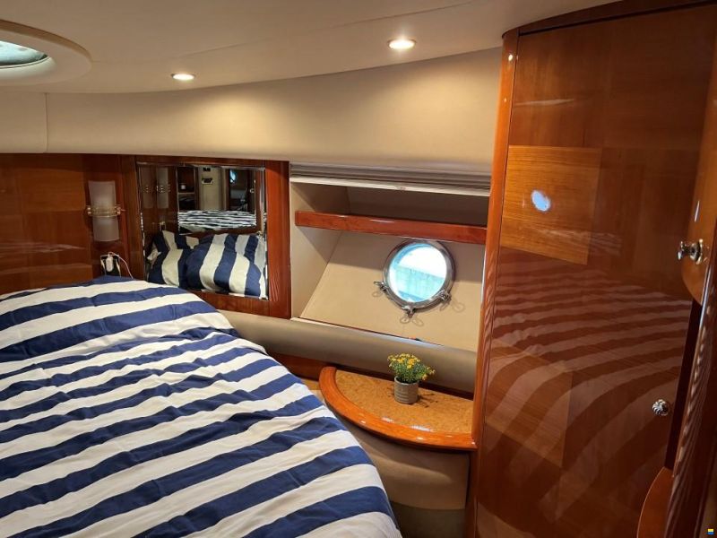 Azimut 55