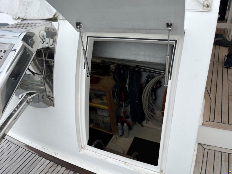 Azimut 55