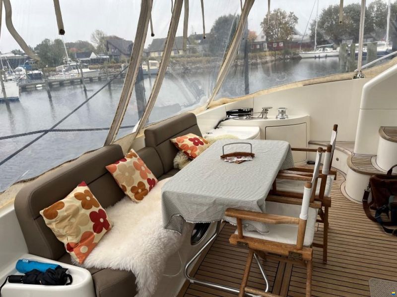 Azimut 55