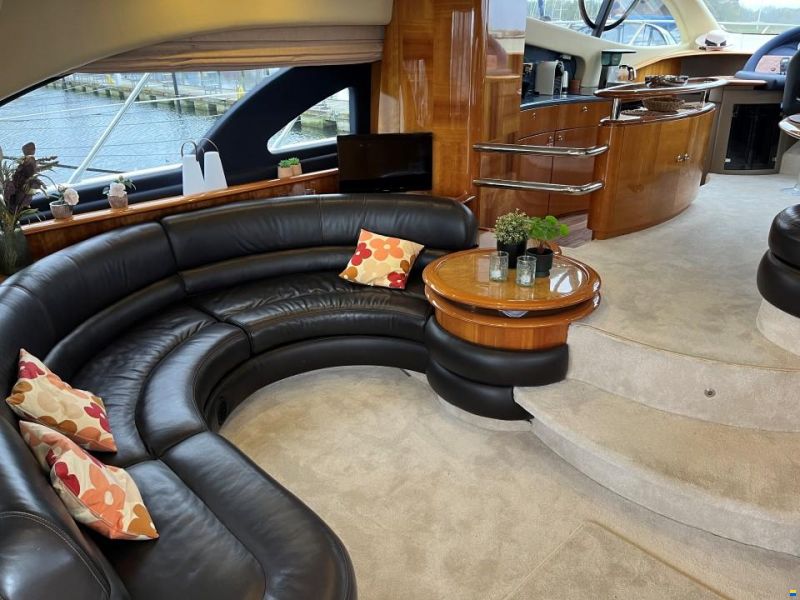 Azimut 55