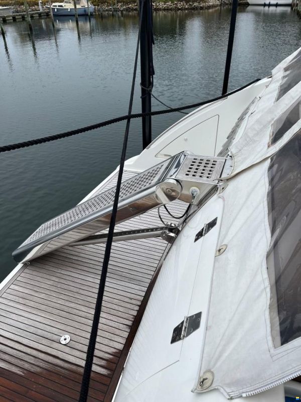 Azimut 55