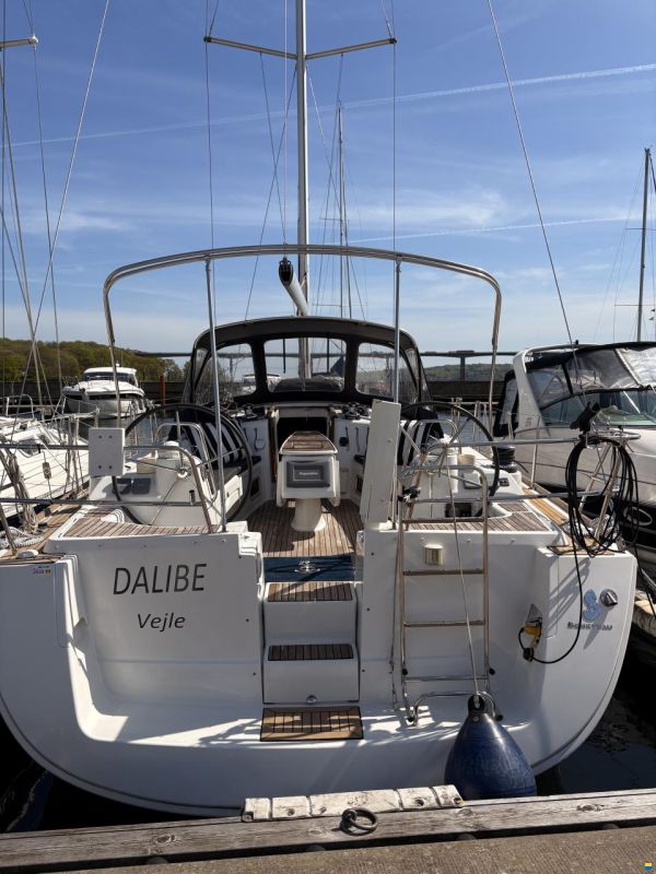 Beneteau Oceanis 43