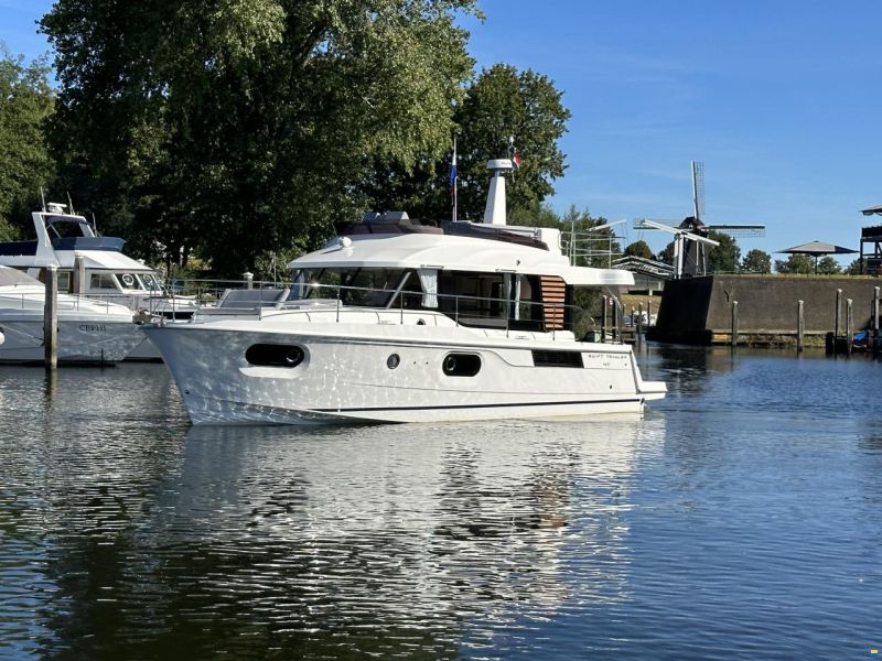 Beneteau Swift Trawler 41 Fly